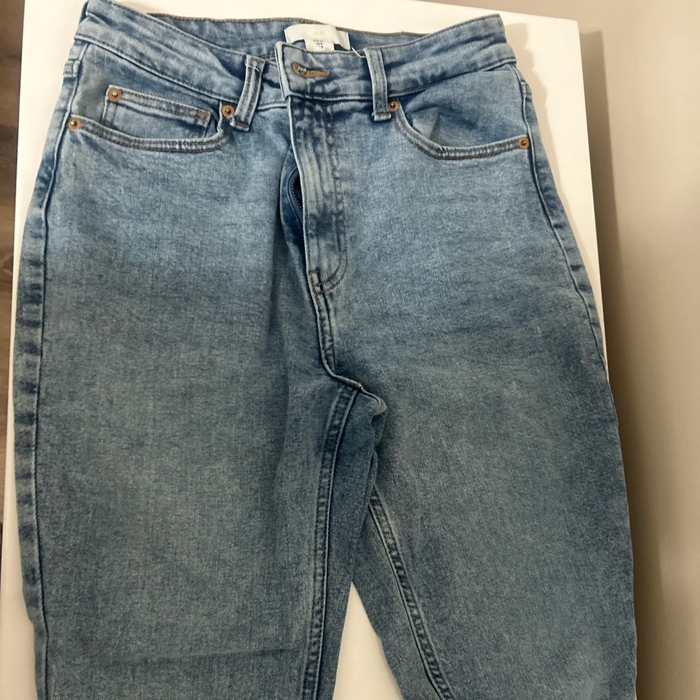H&M Light Blue Relaxed Jeans